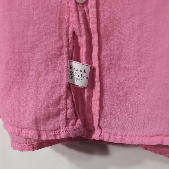 Frank & Eileen | 100% Cotton Bright Pink Lightweight Button-Down Shirt Size M - Picture 4 of 9